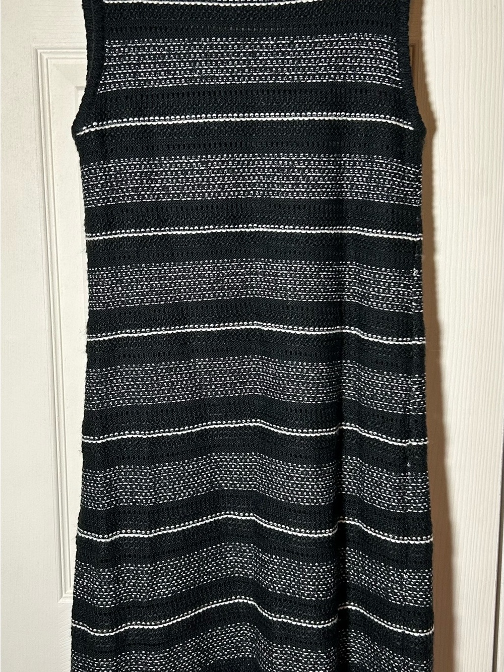 Rachel Roy Women's Sleeveless Knitted Fringed Flapper Dress, Black/White Size M